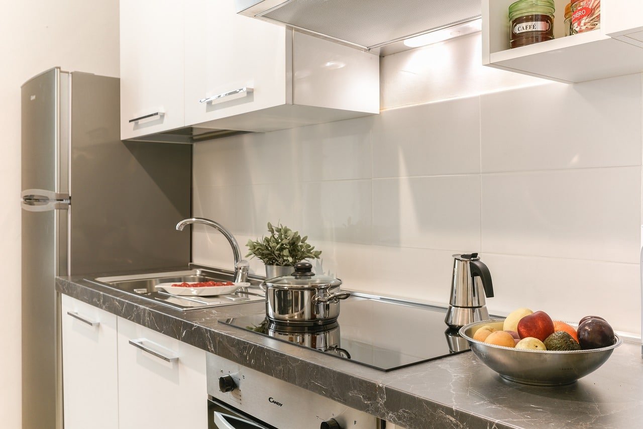 small kitchen wall decor ideas