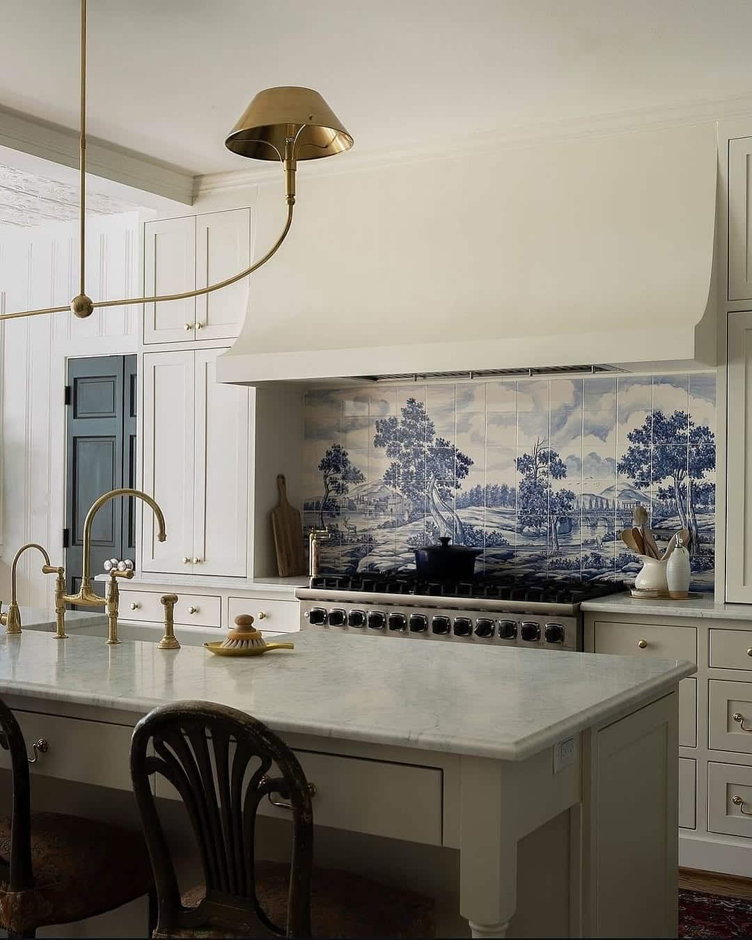 15 Practical & Stunning Small Kitchen Backsplash Ideas That Create a Big Impact - Lux Life Mama