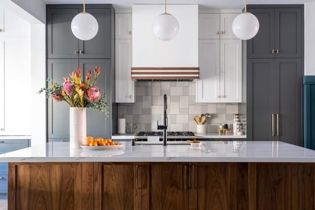 Kitchen Countertop Organization Tips and Ideas