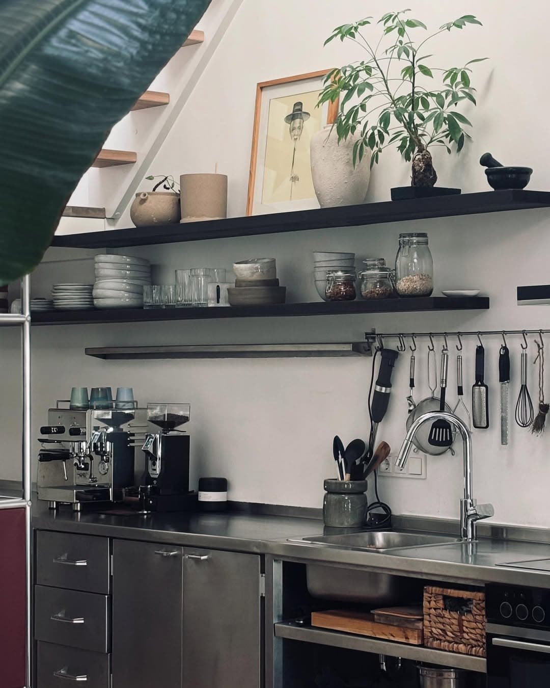 18 Very Catchy Kitchen Theme Ideas to Match Your Personality - Lux Life ...