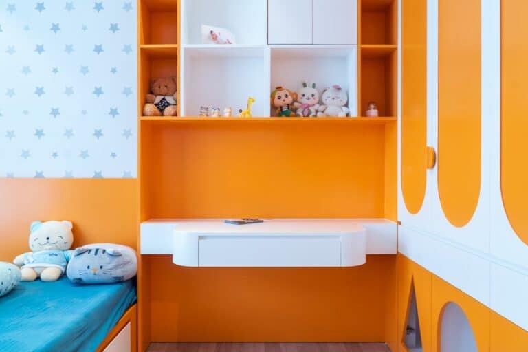 How to Declutter Your Kid’s Room (Without Tears, Tantrums, or Overwhelm!)