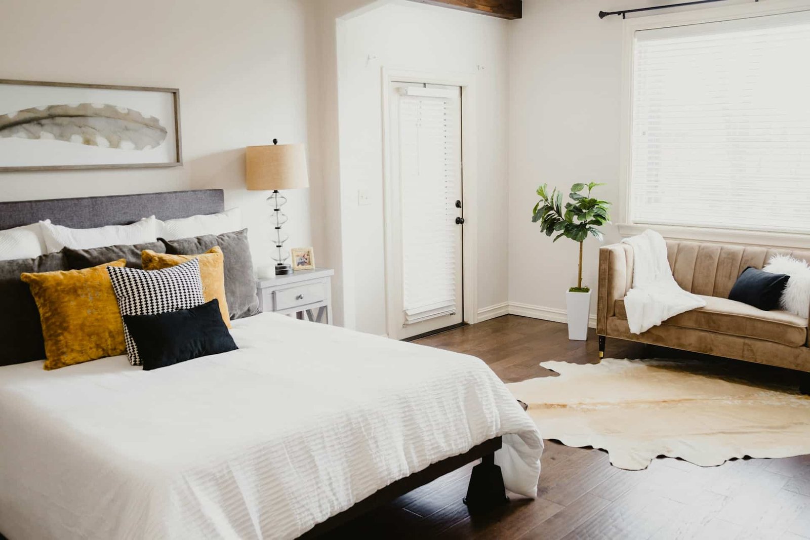 How To Organize Your Room And Always Keep It That Way