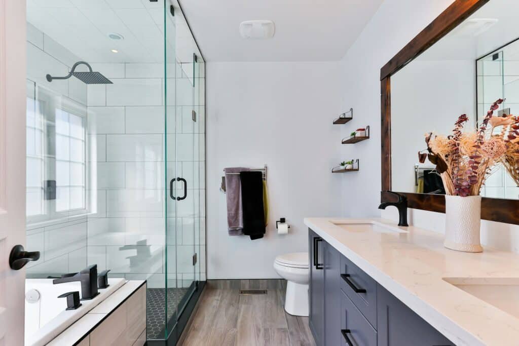 Bathroom cleaning hacks