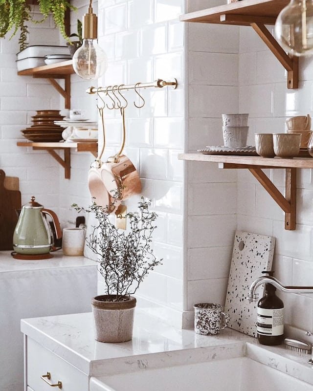 13 White Kitchen Backsplash Ideas So Gorgeous You’ll Want to Copy All of Them