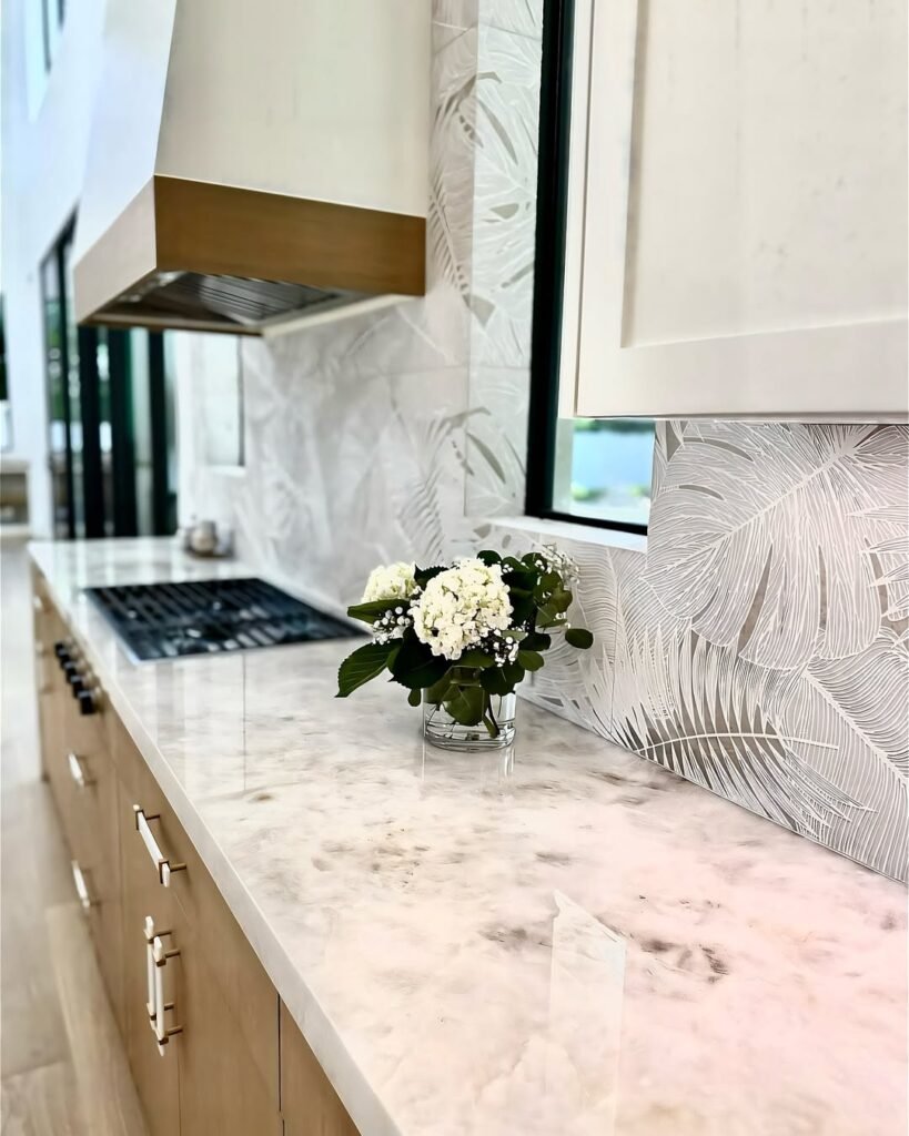 White Kitchen Backsplash Ideas