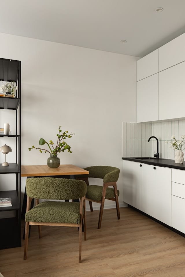 25 Stunning Green Kitchen Ideas for a Fresh and Vibrant Space